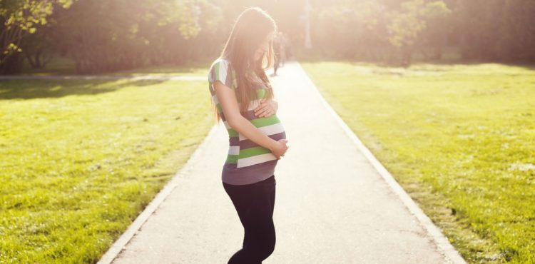 Toxikóza těhotných žen: první známky a způsoby, jak si pomoci